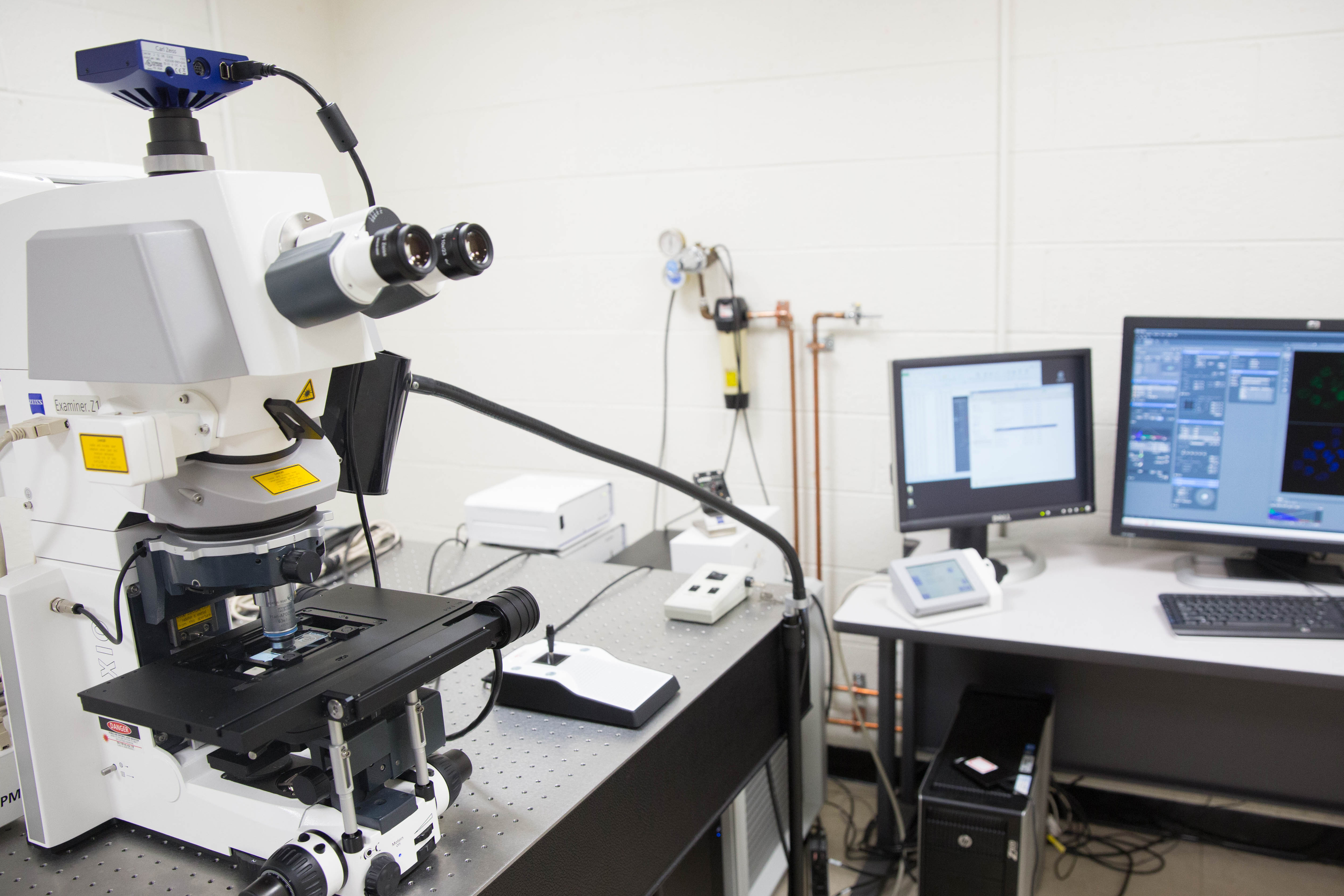 Microscope in GWNIC Facility